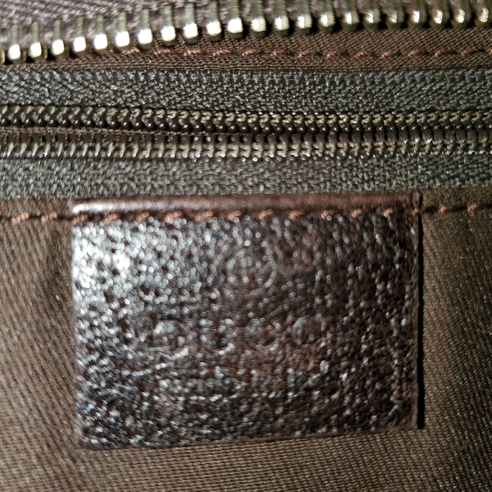 Gucci Hand Bag - Picture 2 of 7